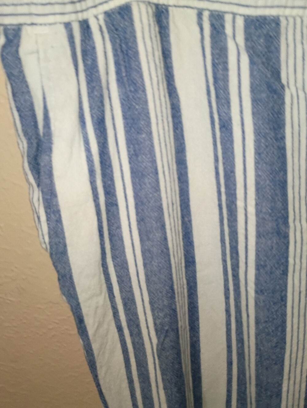 Old Navy Blue and White Striped Wide-Leg Pants - Picture 2 of 4